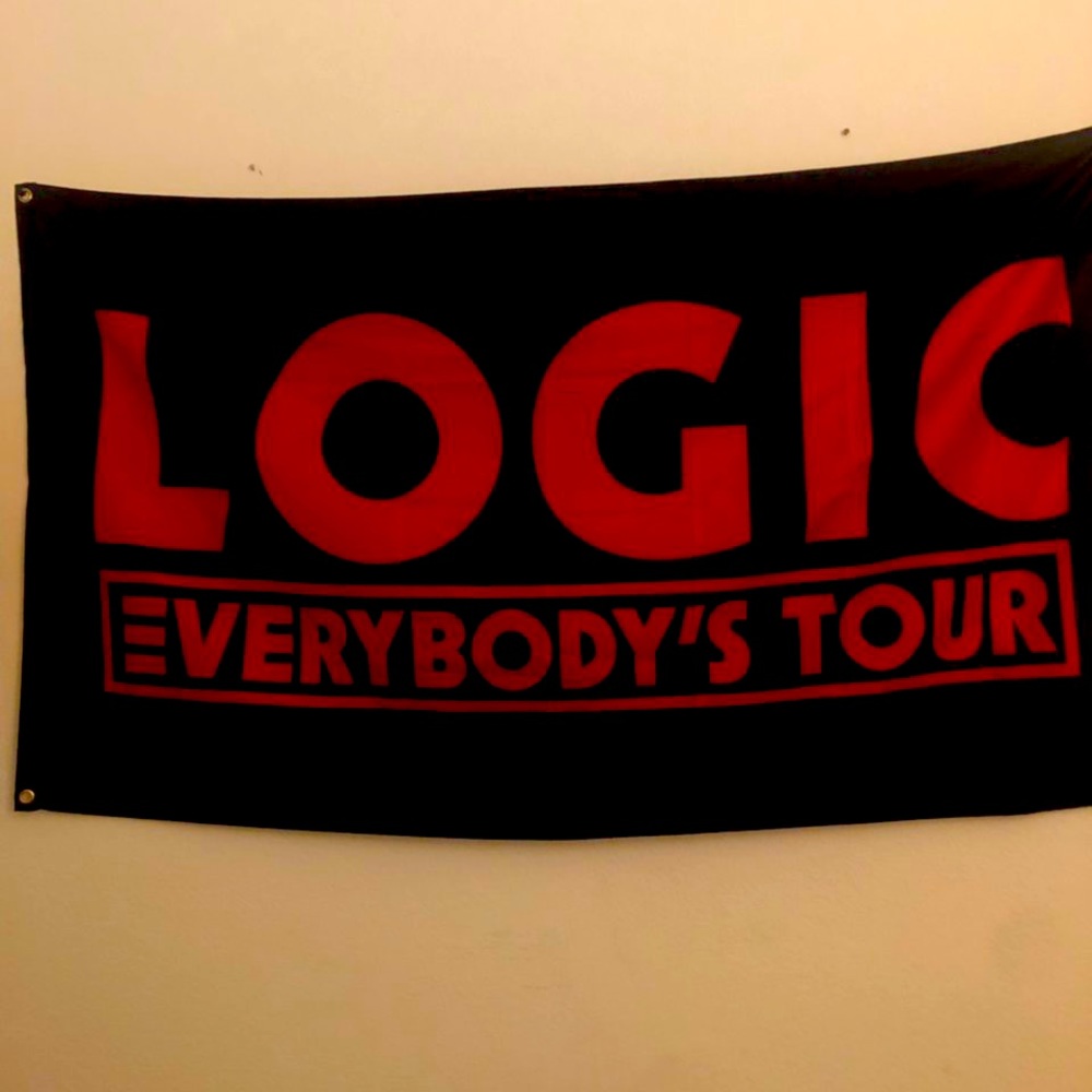 ‼️SOLD‼️Logic Flag